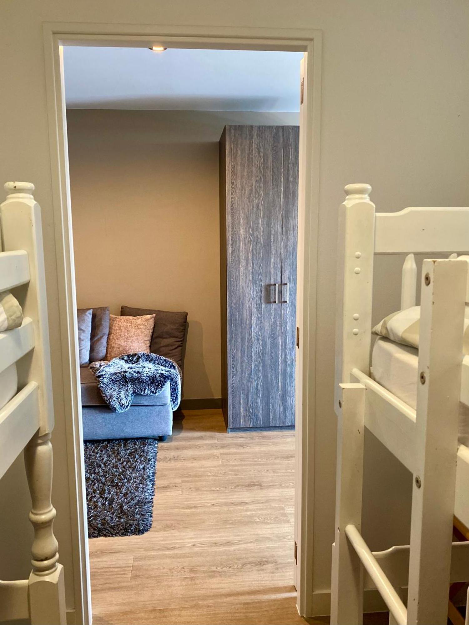 Charmehotel Kruishof Ostend Room photo